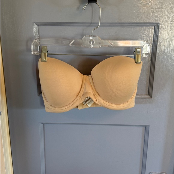 Wacoal Beige Strapless Bra - Picture 1 of 3